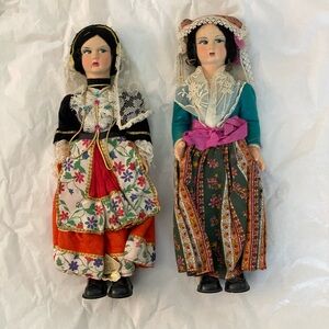 Pair of 11 inch 1950’s Vintage Italian Regional Costume Dolls